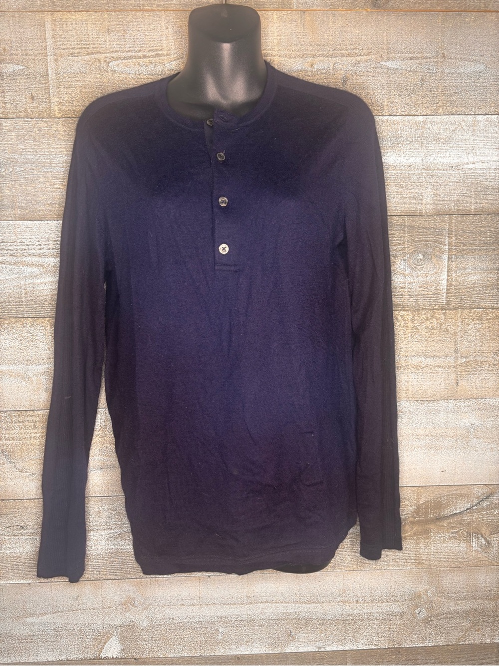 Vince Men's Long-Sleeve wool cashmere lightweight henley sweater  - Navy Blue